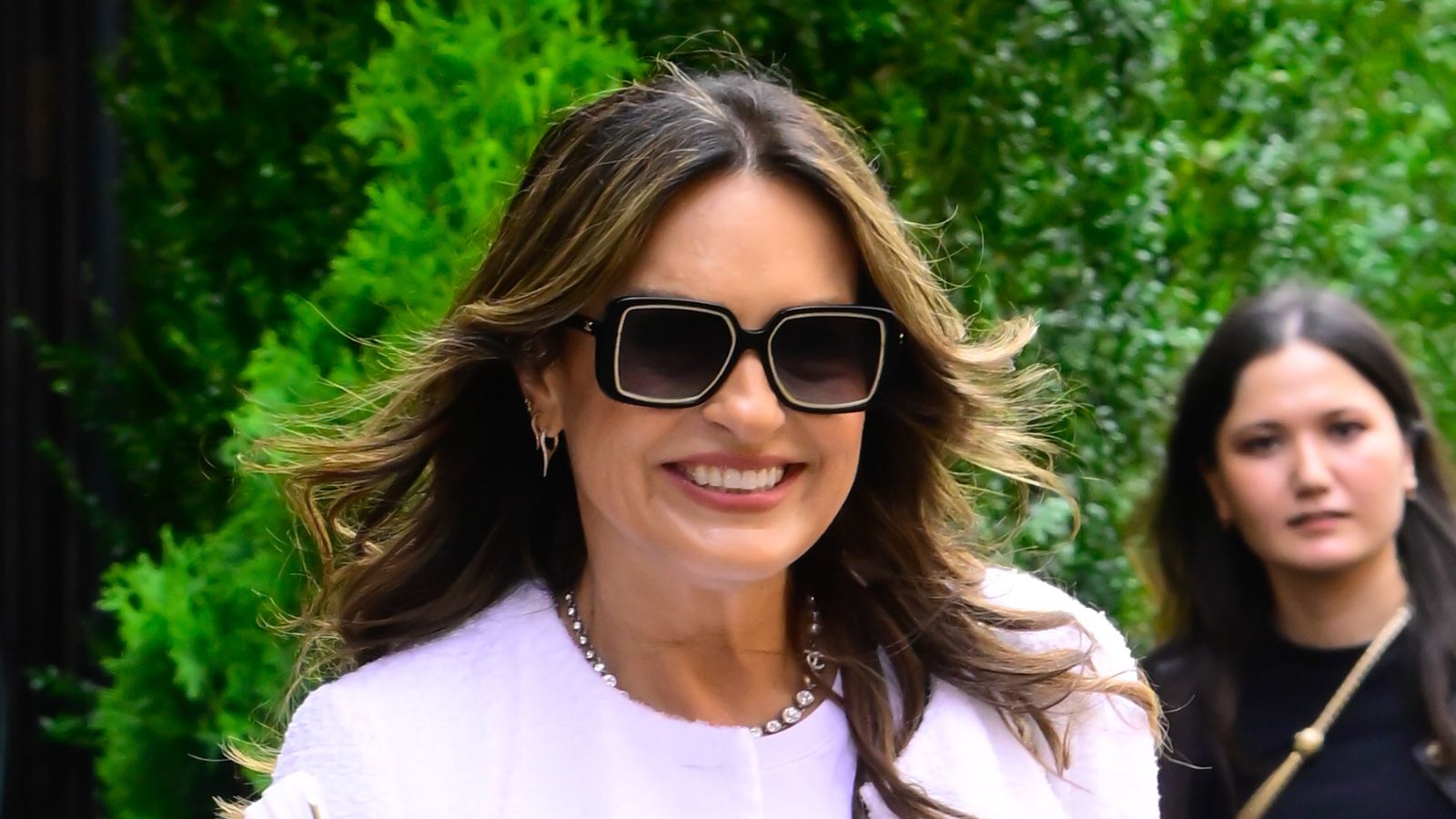 Mariska Hargitay in a boucle jacket in light wash denim